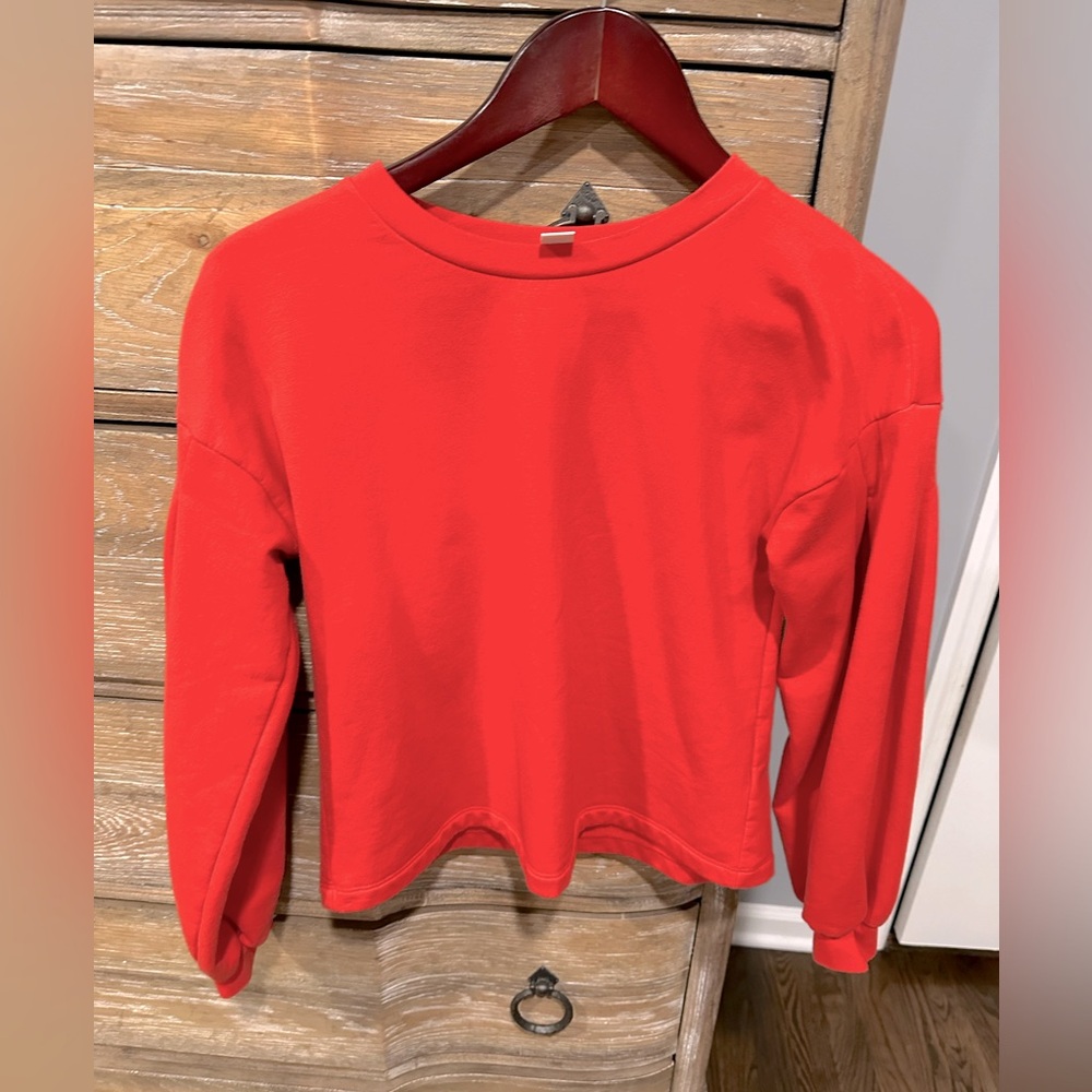 1901 girls red sweatshirt size xl (14-16)